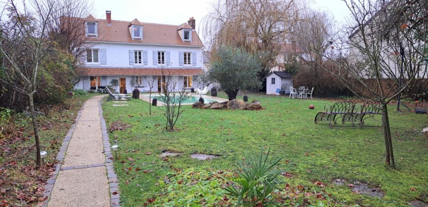 Maison de Charme avec piscine et SPA