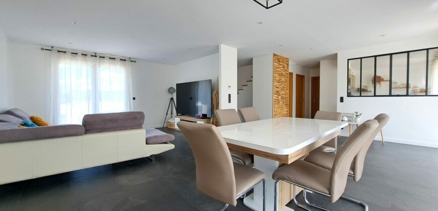 MAISON FAMILIALE RT 2012 SUR SOUS SOL