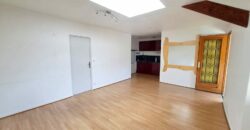 F2 avec 2 STATIONNEMENTS