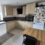 2 Pièces rénové avec 2 places de stationnement