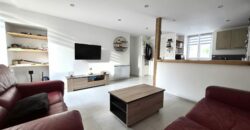 2 Pièces rénové avec 2 places de stationnement