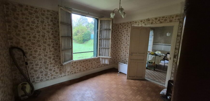 Maison au centre de Briis à rénover