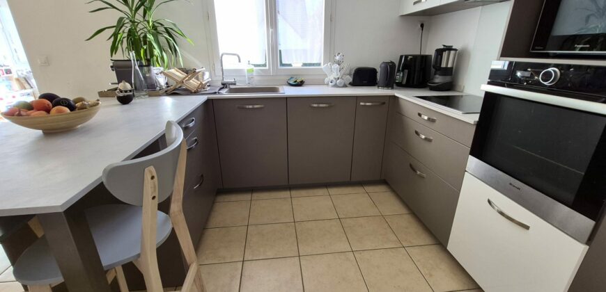 Maison familiale individuelle avec garage