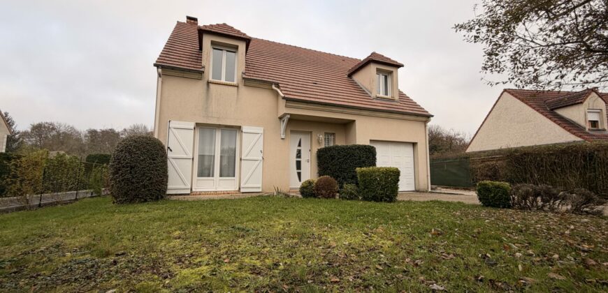 Maison familiale individuelle avec garage