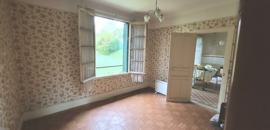 Maison au centre de Briis à rénover