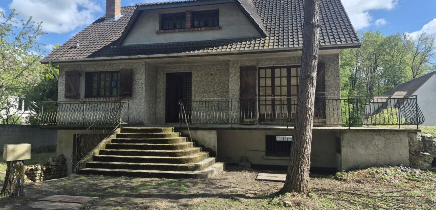 MAISON SUR SOUS SOL A RENOVER