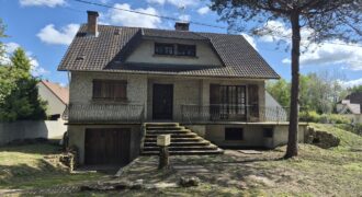 MAISON SUR SOUS SOL A RENOVER