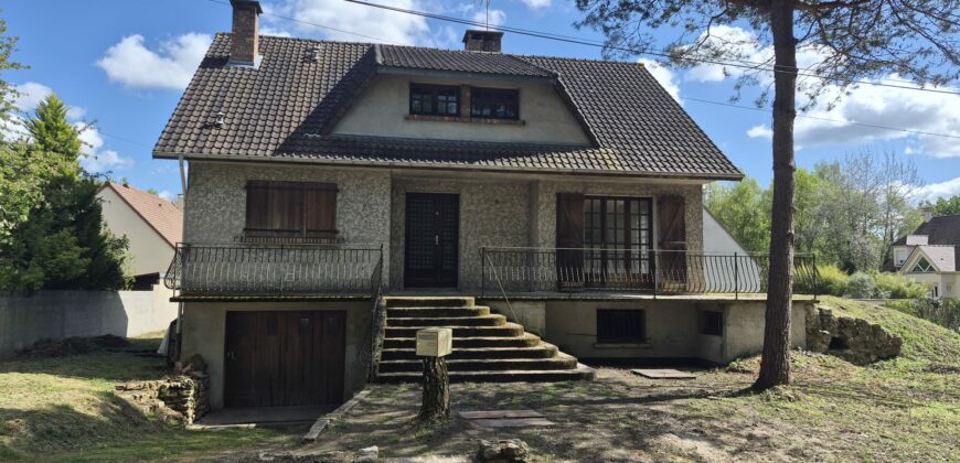 MAISON SUR SOUS SOL A RENOVER