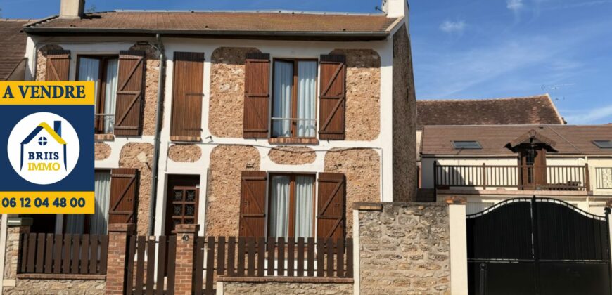 Maison de ville avec studio et double garage