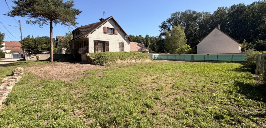 MAISON SUR SOUS SOL A RENOVER