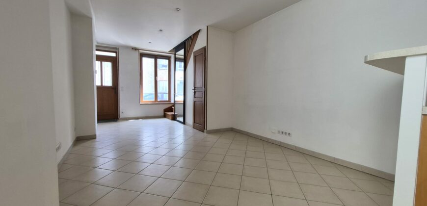 2 pièces avec stationnement