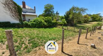 TERRAIN EN LOT AVANT