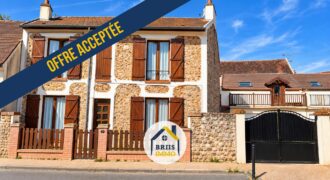 Maison de ville avec studio et double garage