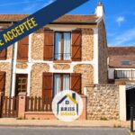 Maison de ville avec studio et double garage