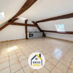 Appartement avec chambre et stationnement