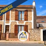 Maison de ville avec studio et double garage
